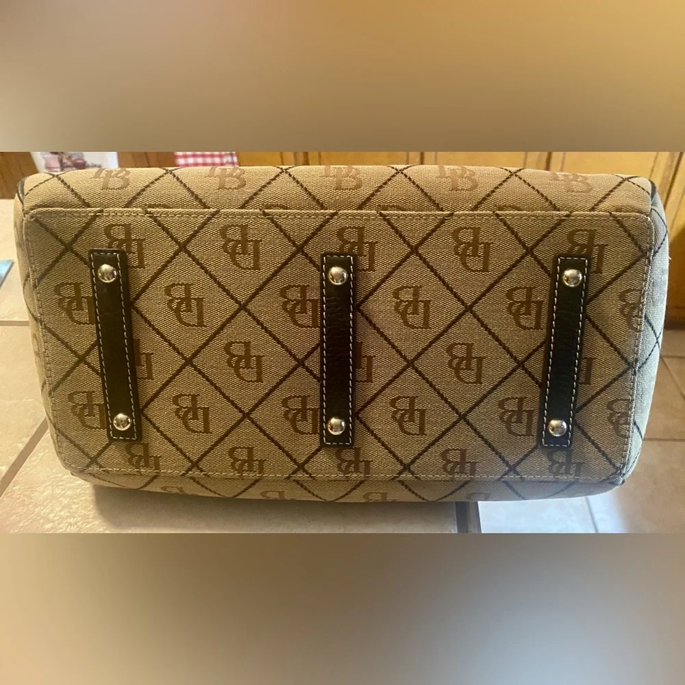 Dooney & Bourke Brown and Tan Signature Bag - Picture 7 of 13